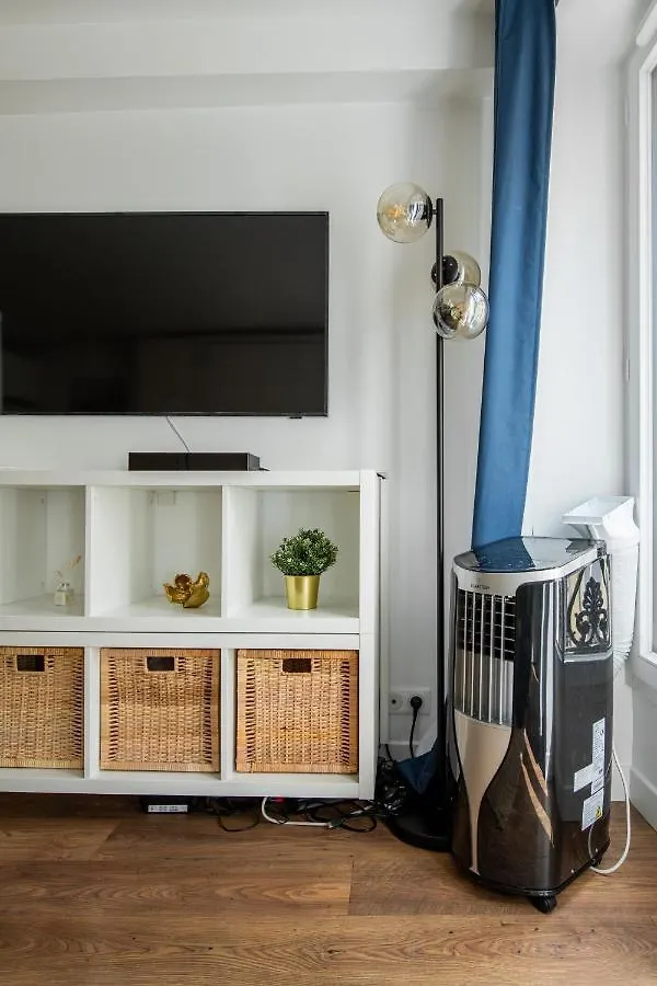 Super Central - Sentier Studio - Air Conditioning Paris 0*,  France